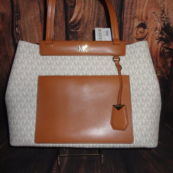 Michael Kors Handbags - NWT Michael Kors Bag/Bag Meredith MD EW Bonded Tote Signature Cream and Brown